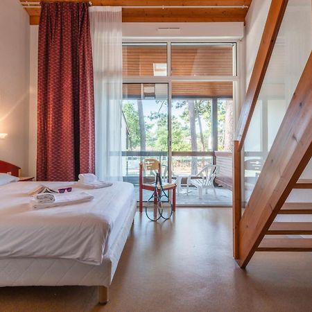 Azureva Ronce Les Bains Hotel Buitenkant foto