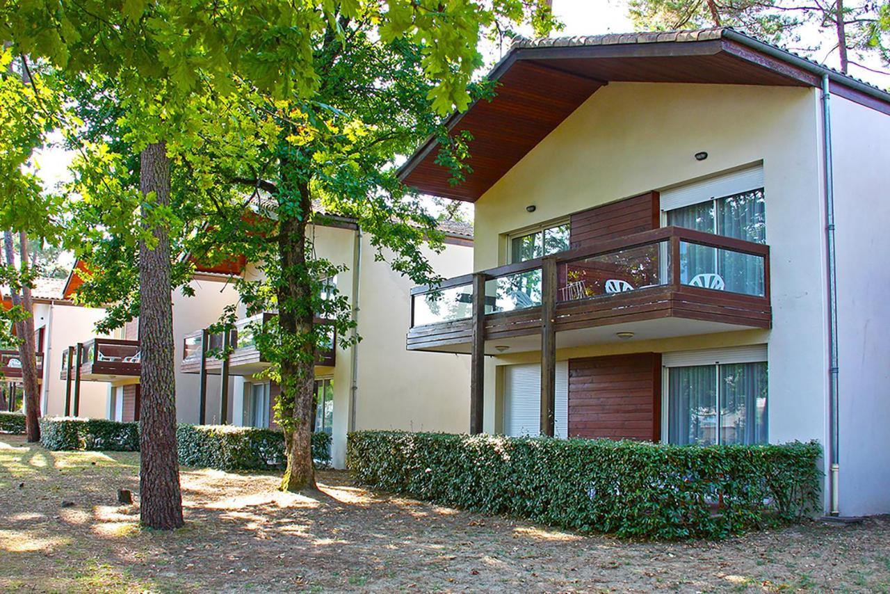 Azureva Ronce Les Bains Hotel Buitenkant foto