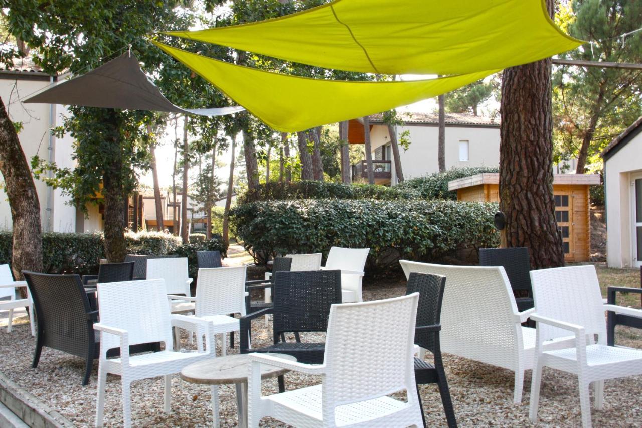 Azureva Ronce Les Bains Hotel Buitenkant foto