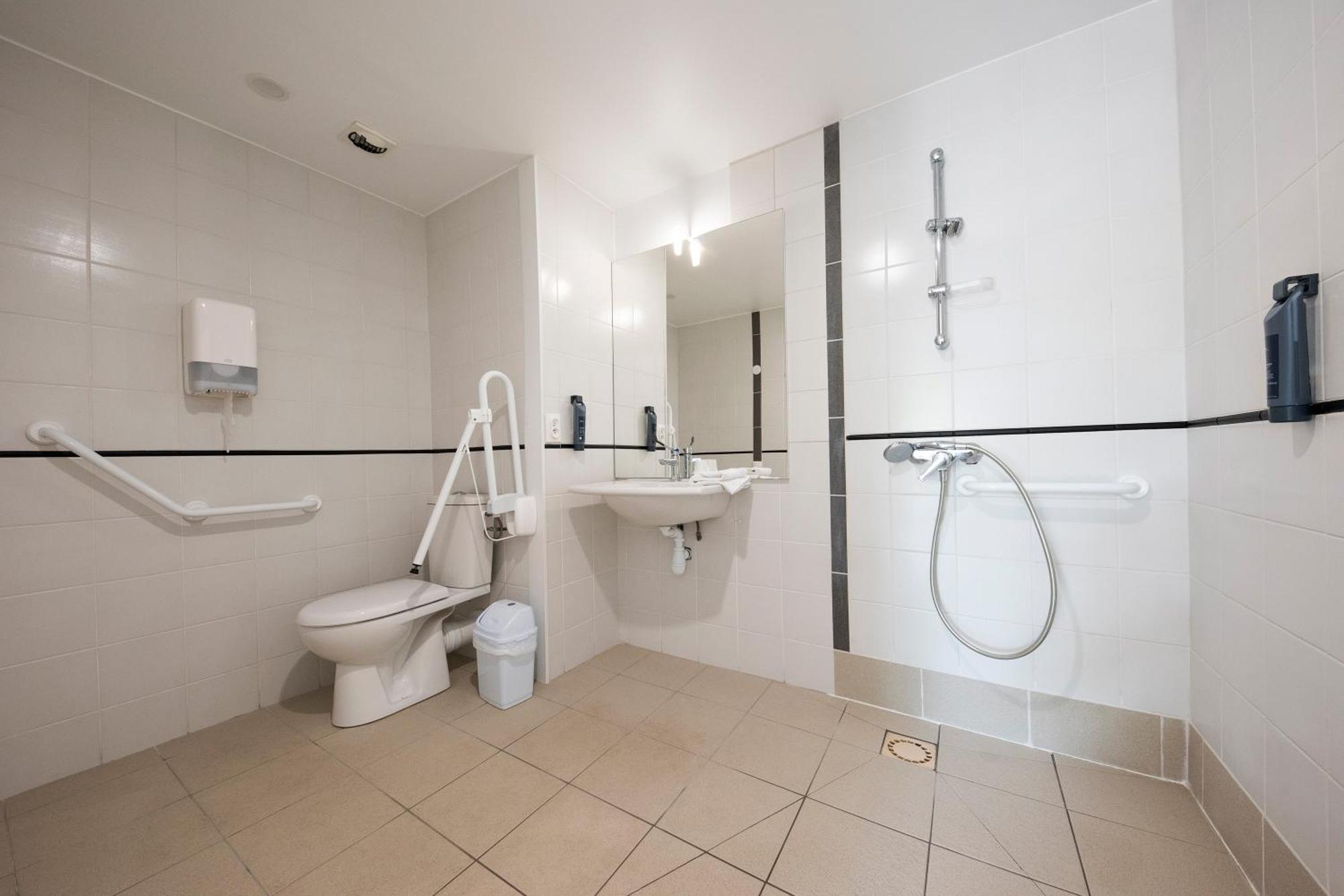 Azureva Ronce Les Bains Hotel Buitenkant foto